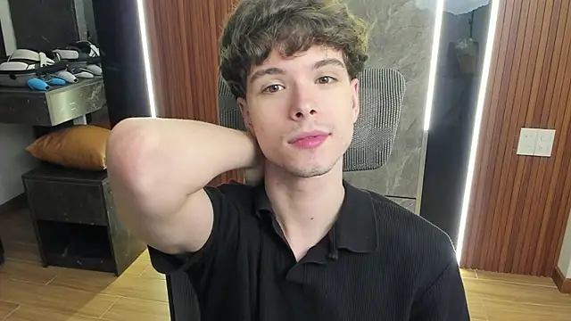 calvin love you online show from 07-31-26, 03:11