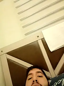 31cektirenbatuu online show from 02-21-25, 10:15