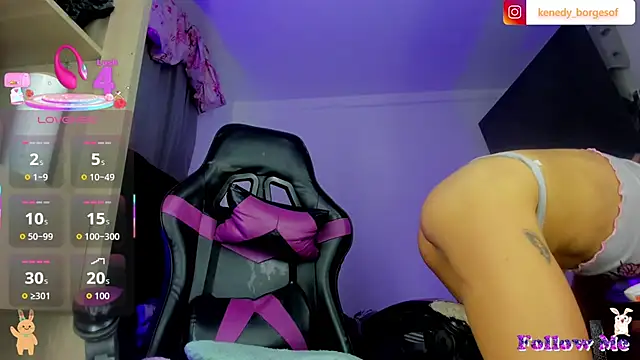 celeste crawford12 online show from 11-25-25, 10:04