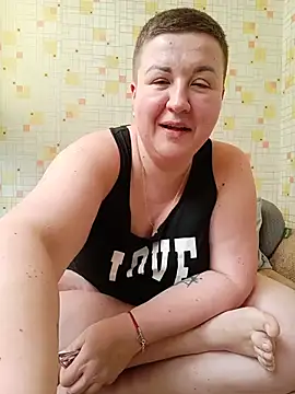 Snapshot of Annet1912 chatting on 05-17-26, 10:11 Annet1912 online show from 05-17-26, 10:11