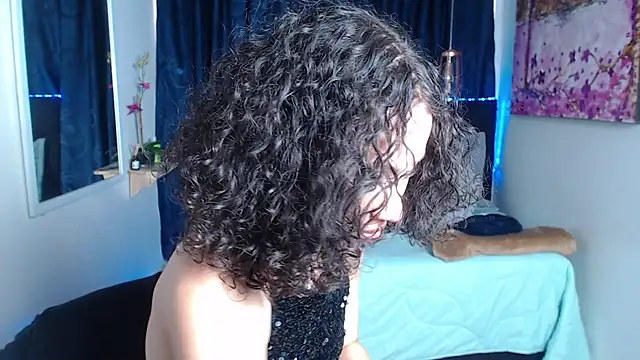 Snapshot of avans_15 chatting on 12-18-24, 08:57 avans 15 online show from 12-18-24, 08:57