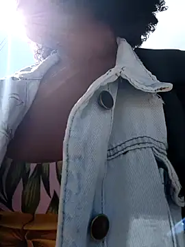 Snapshot of BlairSamy chatting on 12-04-24, 06:50 BlairSamy online show from 12-04-24, 06:50