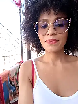 Snapshot of BlairSamy chatting on 12-09-24, 08:33 BlairSamy online show from 12-09-24, 08:33