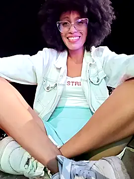 Snapshot of BlairSamy chatting on 12-22-24, 12:39 BlairSamy online show from 12-22-24, 12:39