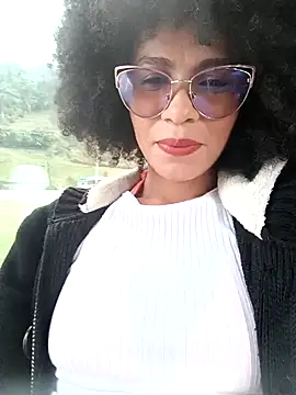 Snapshot of BlairSamy chatting on 01-26-25, 03:58 BlairSamy online show from 01-26-25, 03:58