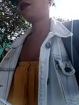 Snapshot of BlairSamy chatting on 01-29-25, 06:28 BlairSamy online show from 01-29-25, 06:28