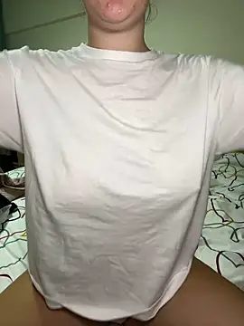 Snapshot of lilylush24 chatting on 03-21-25, 05:54 lilylush24 online show from 03-21-25, 05:54