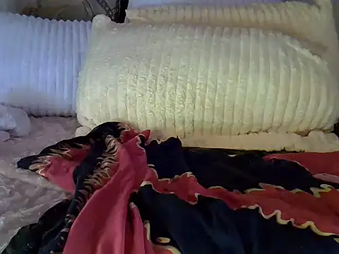 Soft gal12 online show from 09-08-25, 04:28