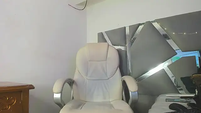 Arii xxx online show from 02-28-25, 07:25