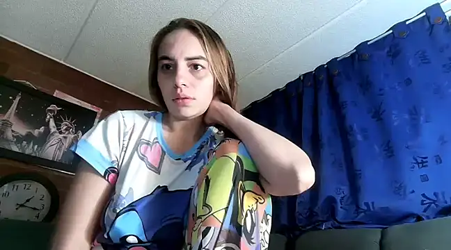 ValeriaLacrozee online show from 12-23-24, 09:49