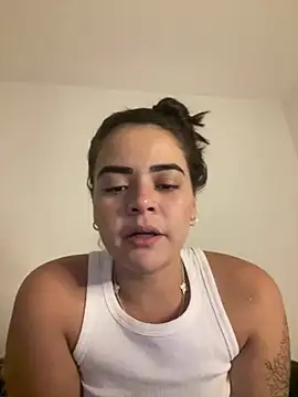 Snapshot of rebeccaareys chatting on 02-02-25, 12:19 rebeccaareys online show from 02-02-25, 12:19