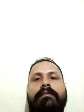 Snapshot of Aabhinashh chatting on 09-29-25, 06:46 Aabhinashh online show from 09-29-25, 06:46