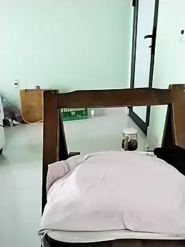 Snapshot of Anna-Cute69 chatting on 12-03-25, 01:24 Anna-Cute69 online show from 12-03-25, 01:24