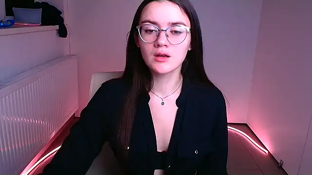 Snapshot of Josephine_jo chatting on 01-19-25, 02:36 Josephine jo online show from 01-19-25, 02:36