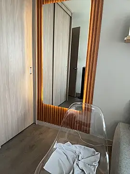 FridaKlein online show from 10-09-25, 07:23