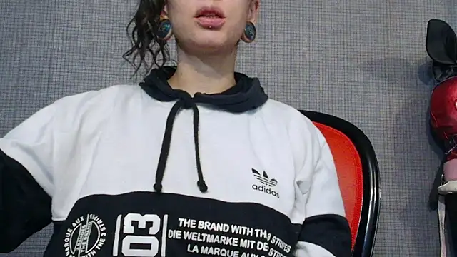 LusstCruella online show from 03-06-25, 06:05