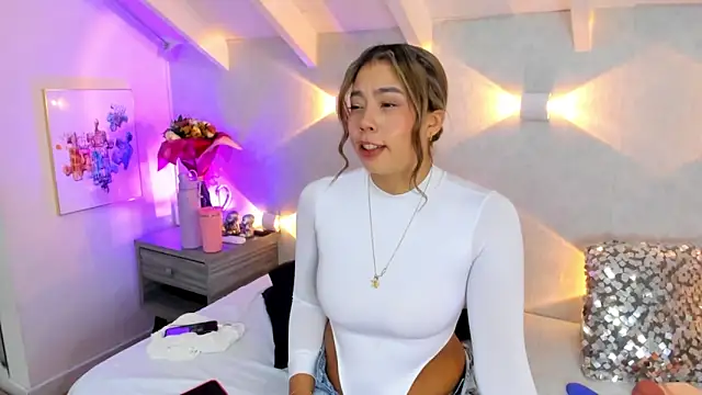 Martina Miiller online show from 03-16-26, 12:53