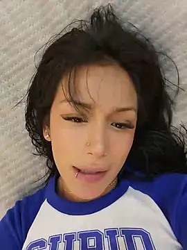 Snapshot of Lau1127 chatting on 05-29-26, 11:36 Lau1127 online show from 05-29-26, 11:36