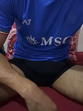 Snapshot of Young_arabe chatting on 09-25-25, 12:14 Young arabe online show from 09-25-25, 12:14