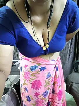 Snapshot of bhuvana555 chatting on 05-05-26, 10:01 bhuvana555 online show from 05-05-26, 10:01