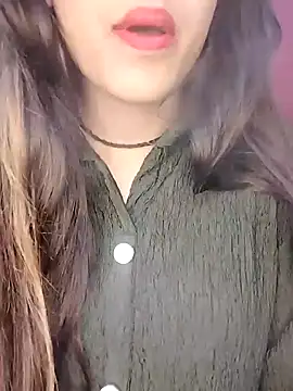 Sreya213 online show from 12-28-24, 06:18