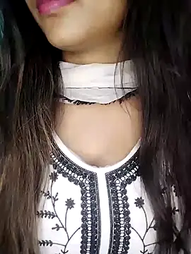 Sreya213 online show from 01-17-25, 07:27