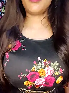 Snapshot of Sreya213 chatting on 02-24-26, 06:28 Sreya213 online show from 02-24-26, 06:28