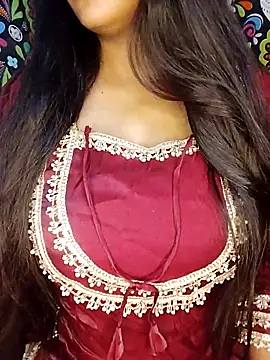 Snapshot of Sreya213 chatting on 03-14-26, 06:24 Sreya213 online show from 03-14-26, 06:24