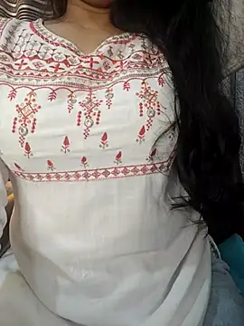 Rina777o online show from 05-08-26, 04:56