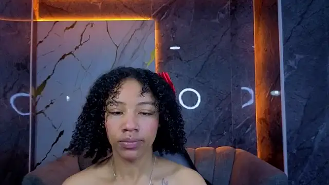 Violeth b online show from 03-18-26, 01:36