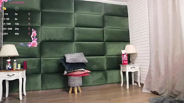 SelenSummer online show from 09-20-25, 04:13