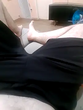 Snapshot of Gauchogg20 chatting on 02-04-26, 12:16 Gauchogg20 online show from 02-04-26, 12:16