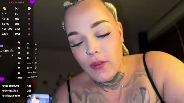 elina may online show from 02-28-25, 09:33