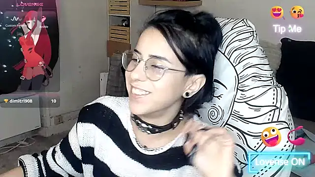 LisandreLaVenale online show from 01-21-25, 09:15