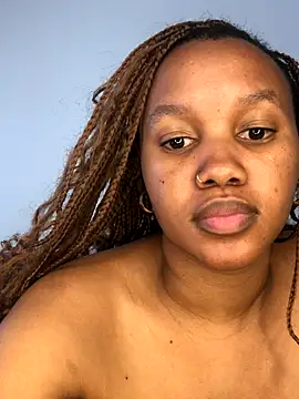 Sego TeeTee online show from 10-19-25, 08:48