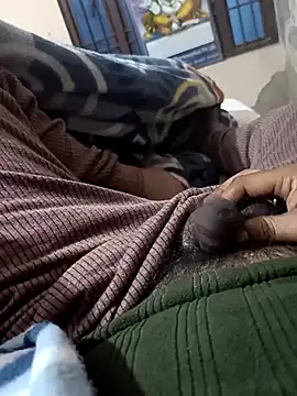 Snapshot of punjabimunda28 chatting on 01-25-25, 06:35 punjabimunda28 online show from 01-25-25, 06:35