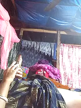 Snapshot of Satheroy chatting on 02-15-25, 10:00 Satheroy online show from 02-15-25, 10:00