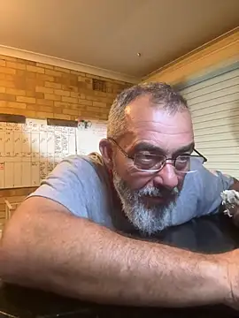 Snapshot of ausbod chatting on 12-15-24, 02:37 ausbod online show from 12-15-24, 02:37