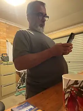 Snapshot of ausbod chatting on 12-27-24, 12:23 ausbod online show from 12-27-24, 12:23