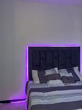 IssabellaLopez online show from 10-29-25, 02:52