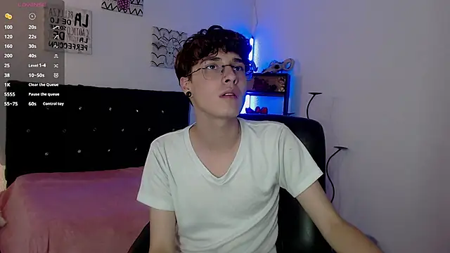 Jeam hot online show from 11-18-25, 09:41