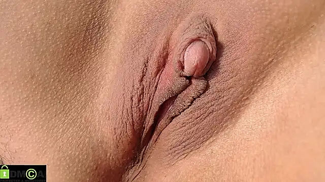 Snapshot of mikellwilliams10 chatting on 01-10-26, 05:48 mikellwilliams10 online show from 01-10-26, 05:48