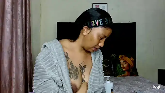quenliyasa online show from 04-30-26, 08:57