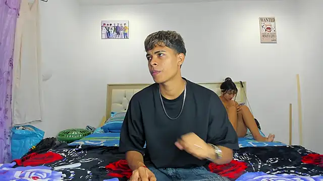 dafnezahiraa  online show from 01-05-25, 03:32