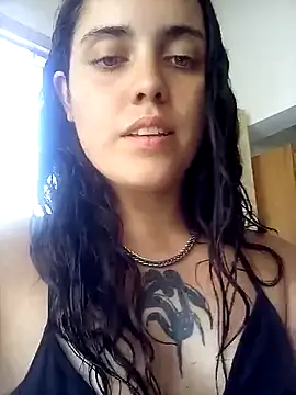 Snapshot of lucylovles chatting on 03-20-25, 04:09 lucylovles online show from 03-20-25, 04:09