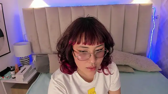 Haru Bonny online show from 12-19-25, 08:16