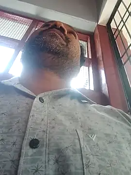 Snapshot of SSmadhu chatting on 10-25-25, 04:53 SSmadhu online show from 10-25-25, 04:53