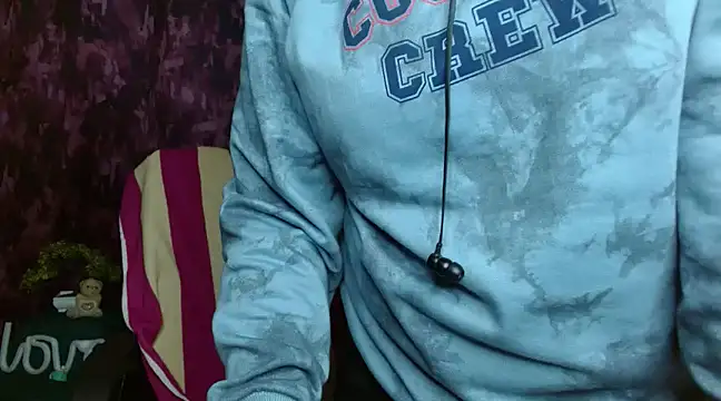 Snapshot of Naughty_Ayesha1 chatting on 12-20-24, 02:41 Naughty Ayesha1 online show from 12-20-24, 02:41