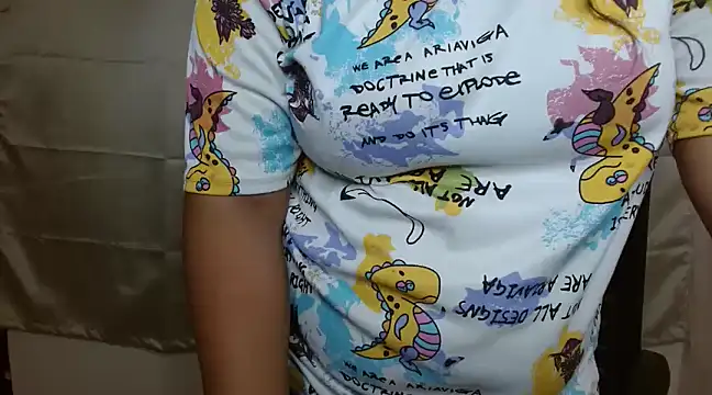 Snapshot of Naughty_Ayesha1 chatting on 12-22-24, 02:49 Naughty Ayesha1 online show from 12-22-24, 02:49