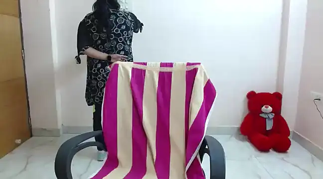 Snapshot of Naughty_Ayesha1 chatting on 01-23-25, 01:35 Naughty Ayesha1 online show from 01-23-25, 01:35